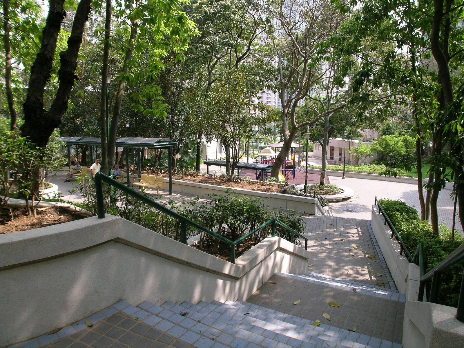 Photo 14: Hing Fong Road Playground