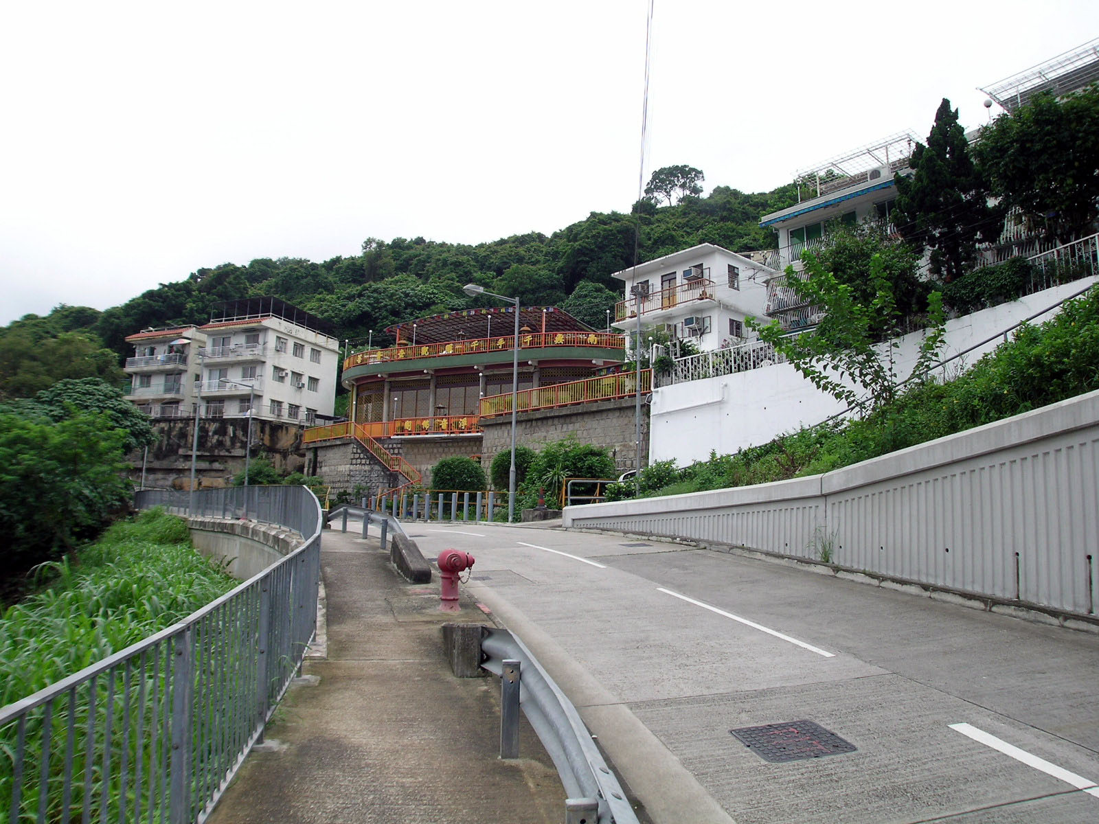 Photo 4: San Tsuen