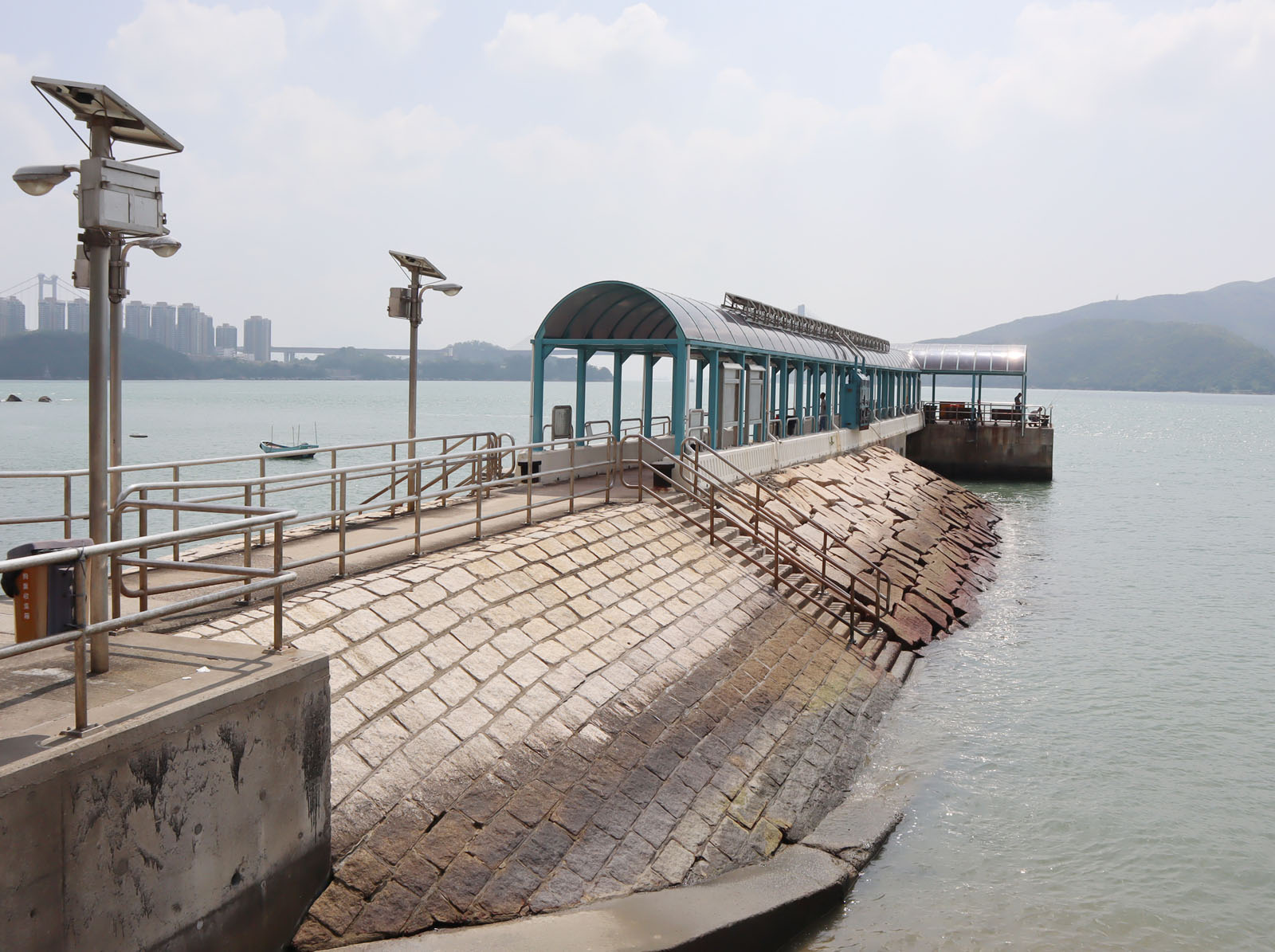 Photo 2: Tsing Lung Tau Pier