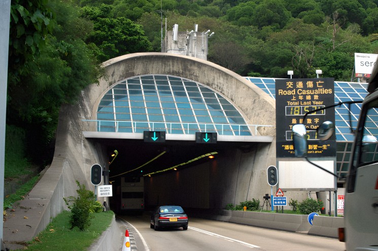 Photo 3: Aberdeen Tunnel