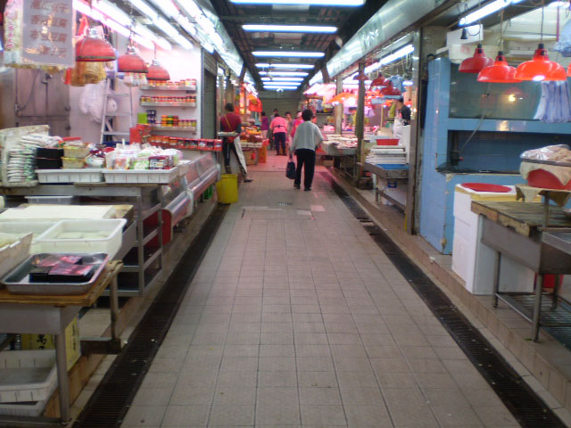 Photo 4: Lei Muk Shue Market