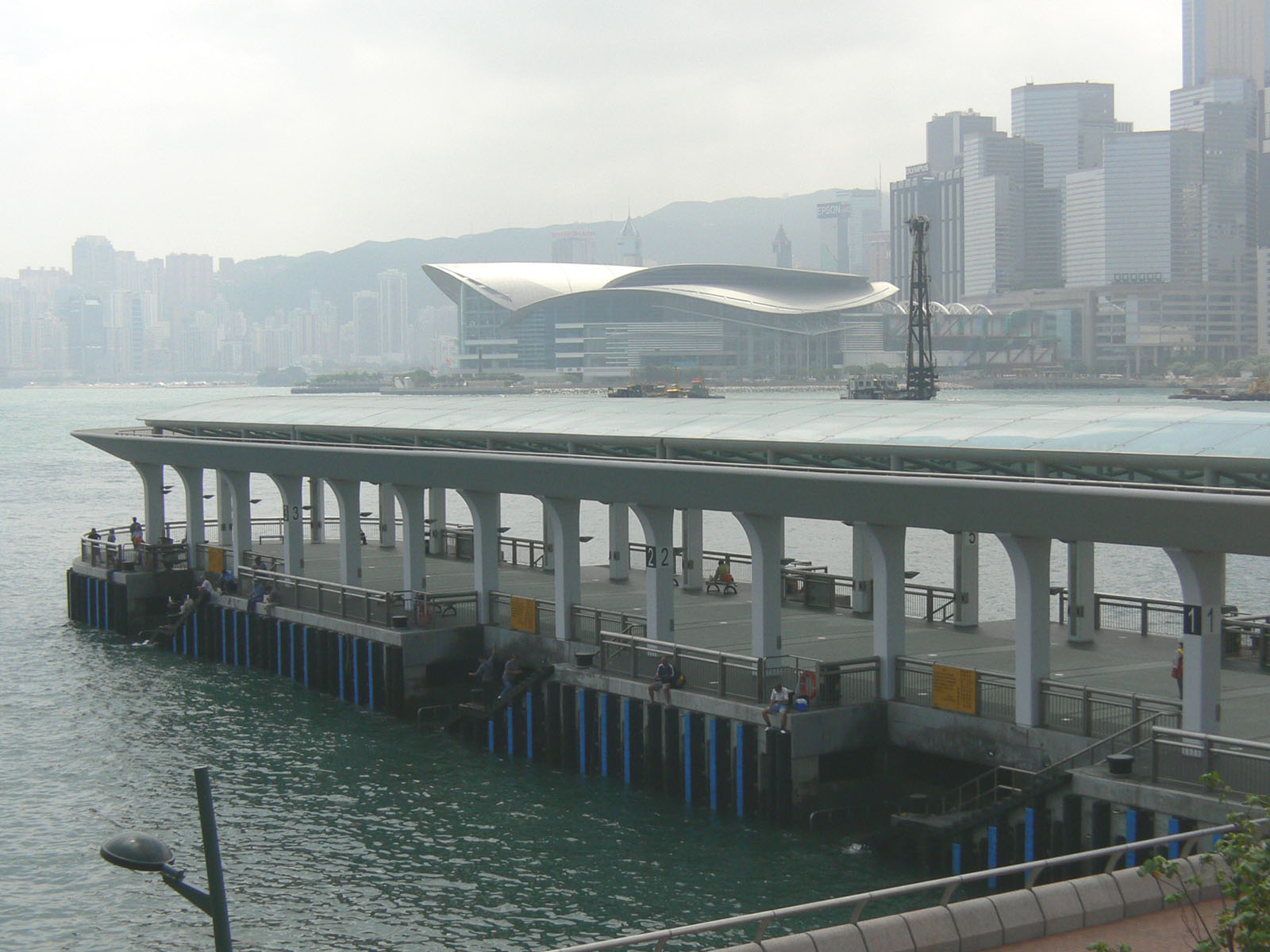 Photo 7: Central Pier 9