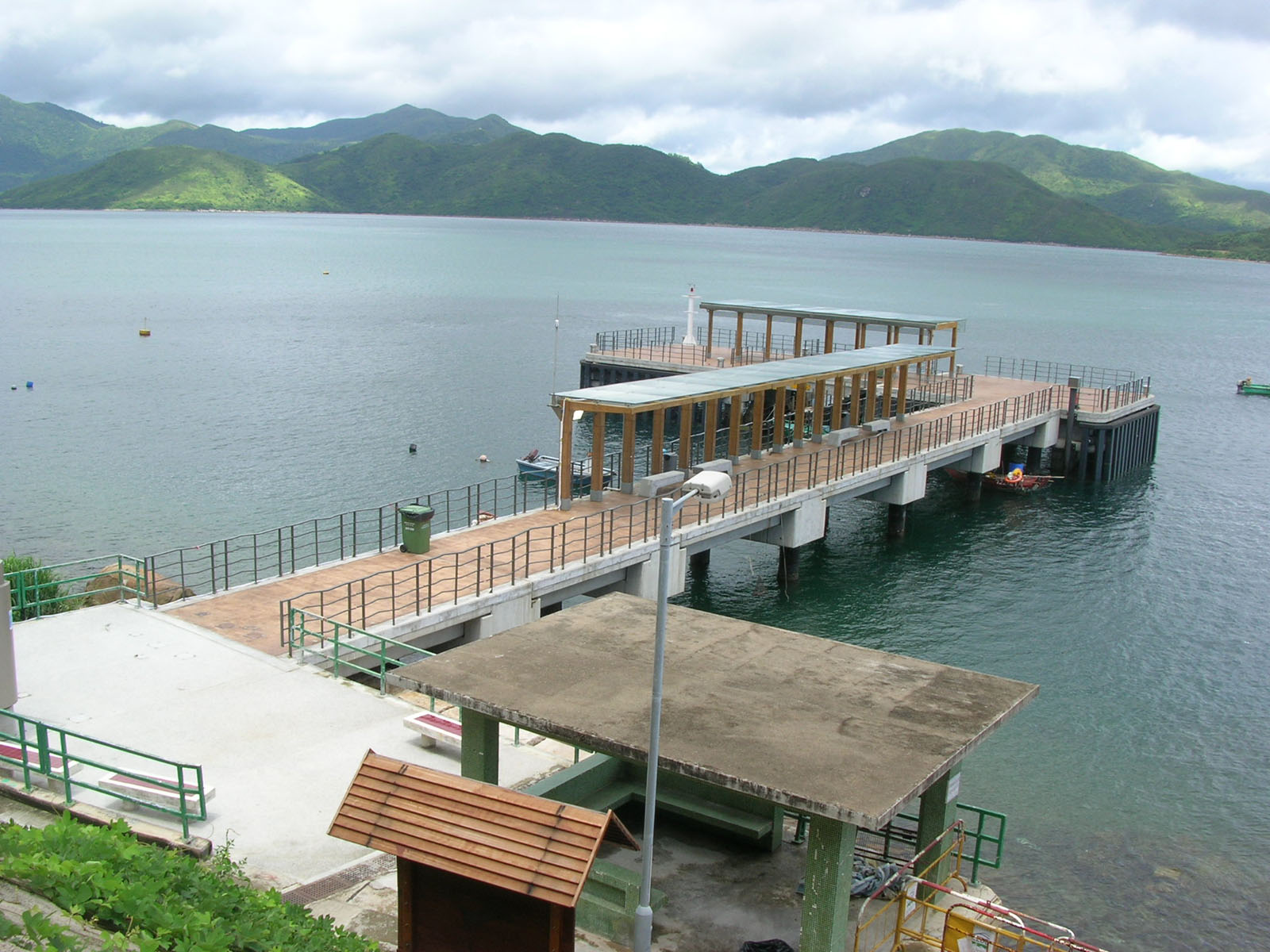 Ko Lau Wan Public Pier