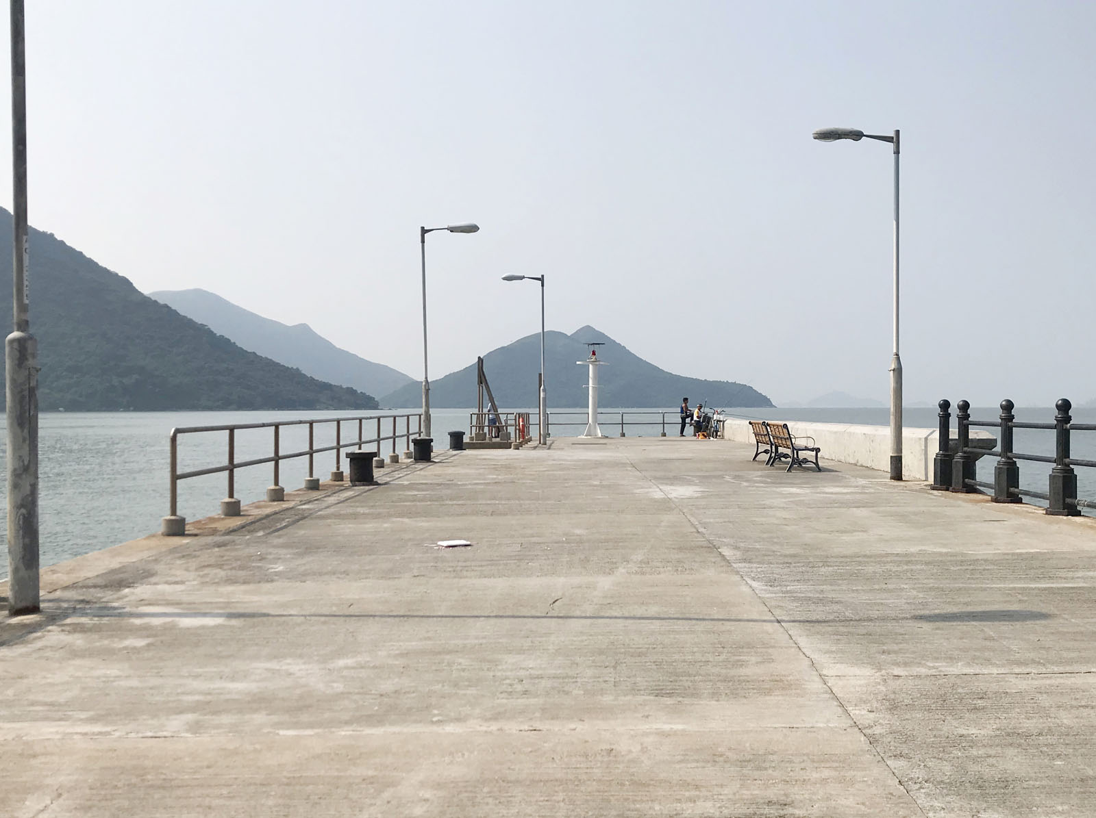 Photo 2: Tai O Public Pier