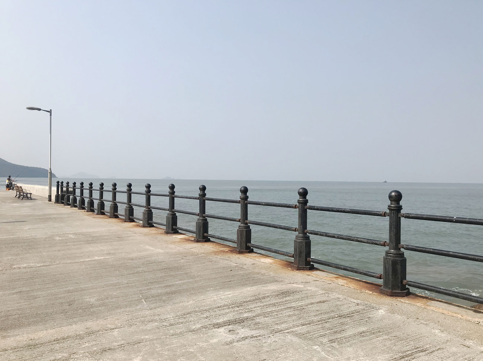 Photo 4: Tai O Public Pier