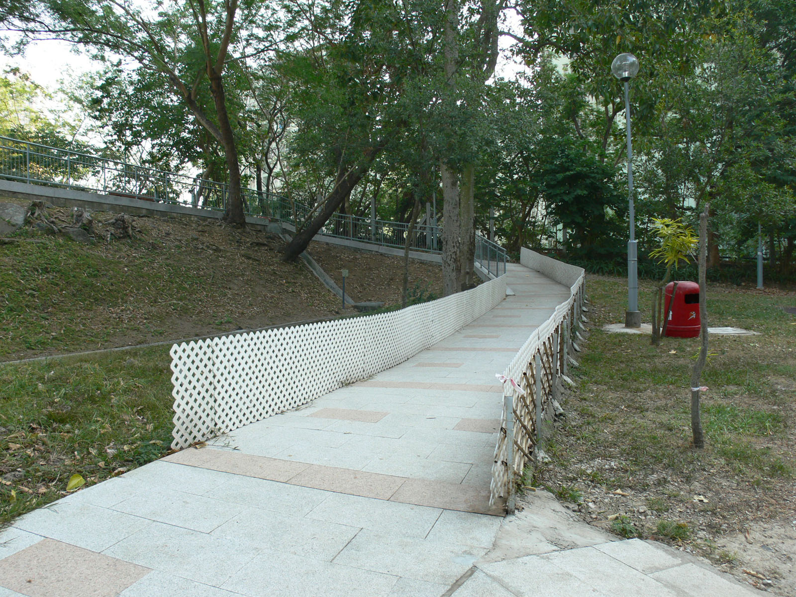 Photo 5: Chai Wan Pool-side Garden