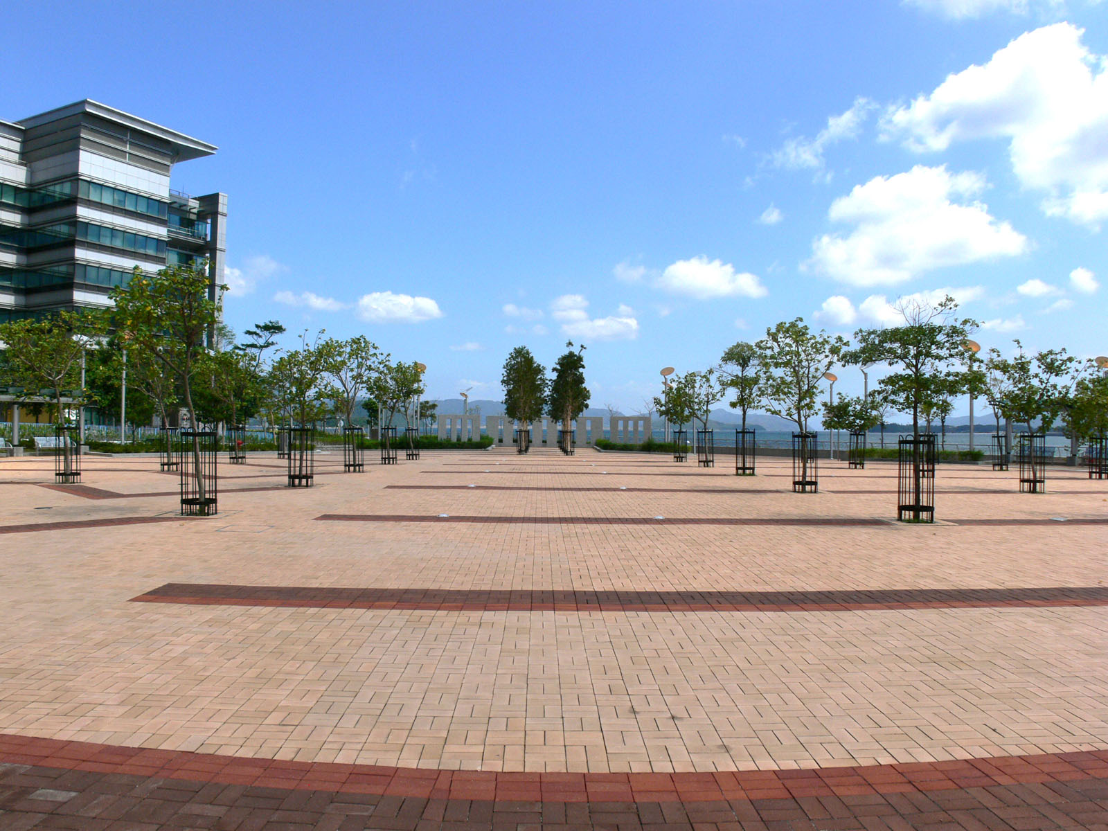 Photo 2: Pak Shek Kok Promenade