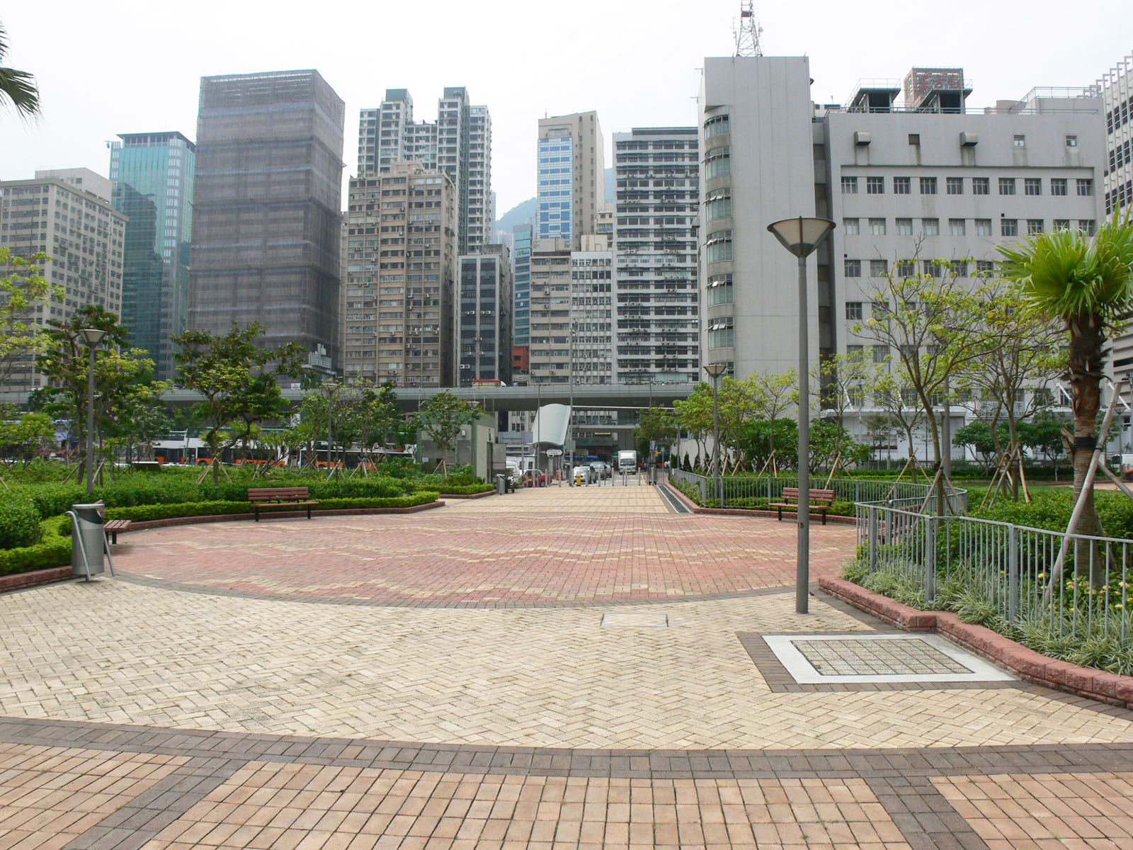 Photo 5: Central and Western District Promenade (Sheung Wan Section)