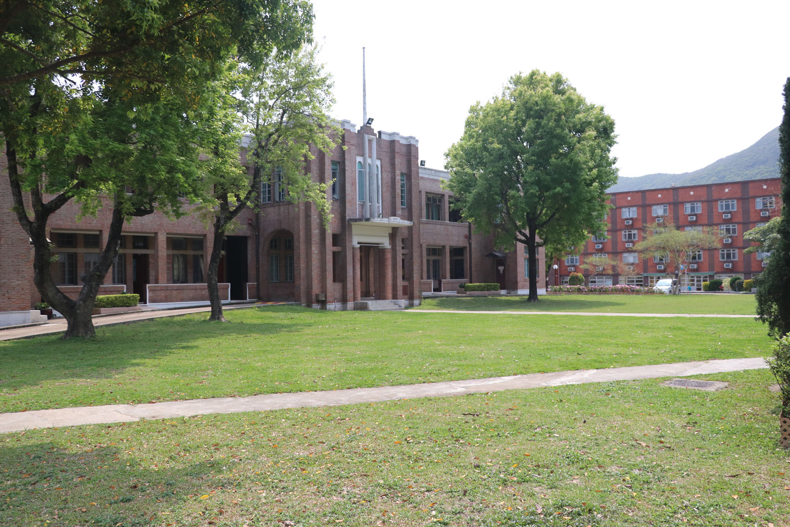 Photo 3: Hong Kong Adventist College