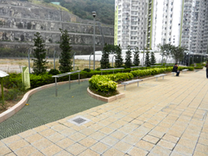 Photo 2: Choi Hei Road Park