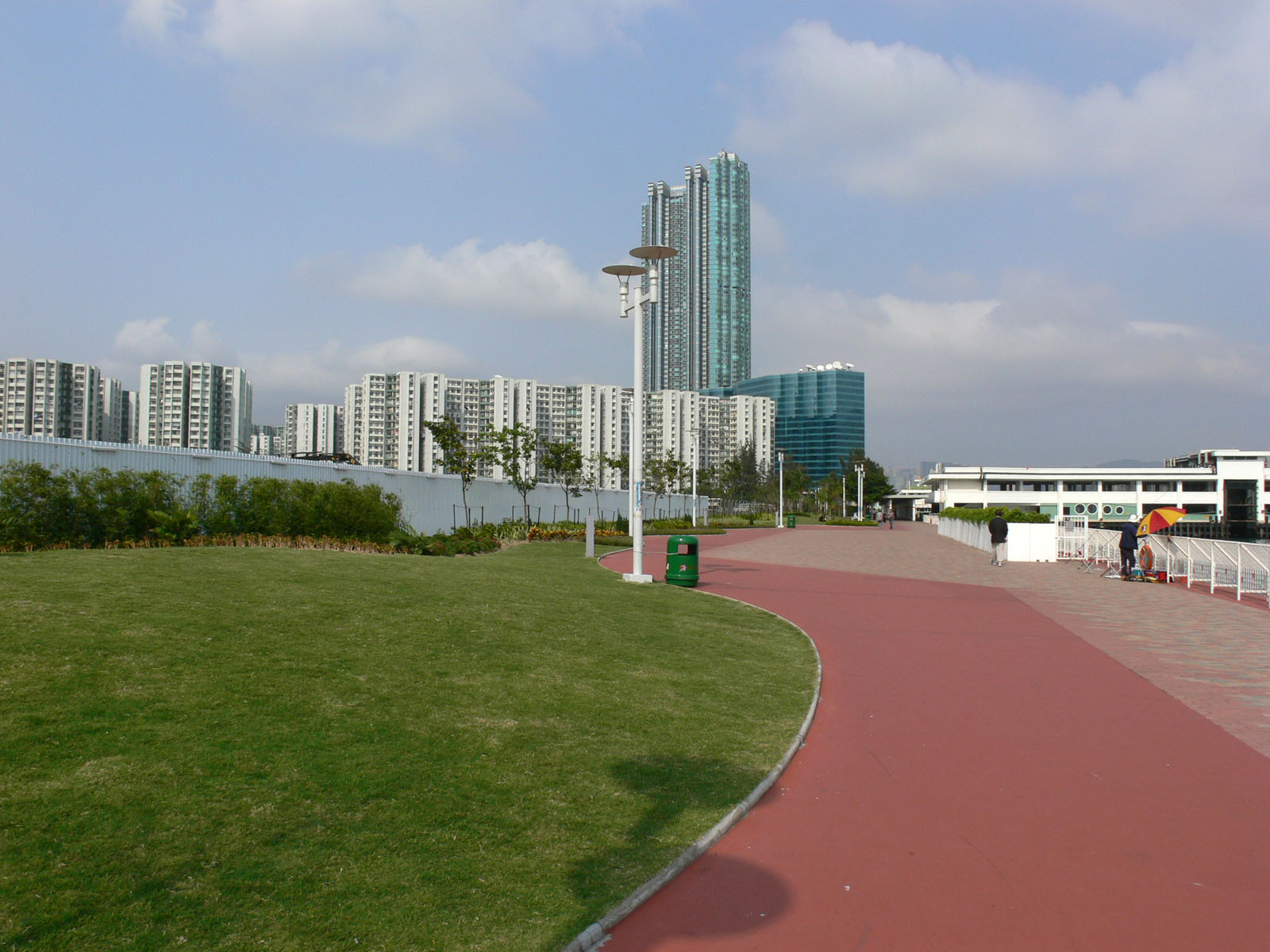 Photo 2: Hung Hom Promenade