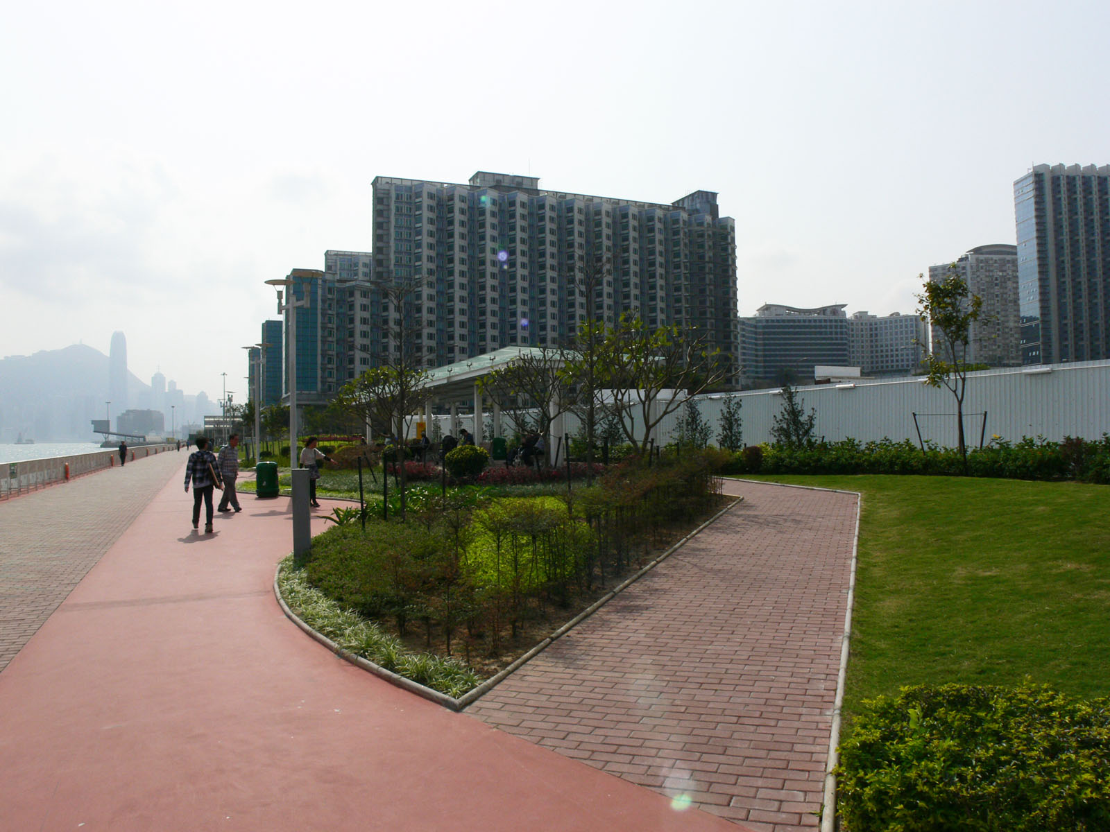 Photo 3: Hung Hom Promenade