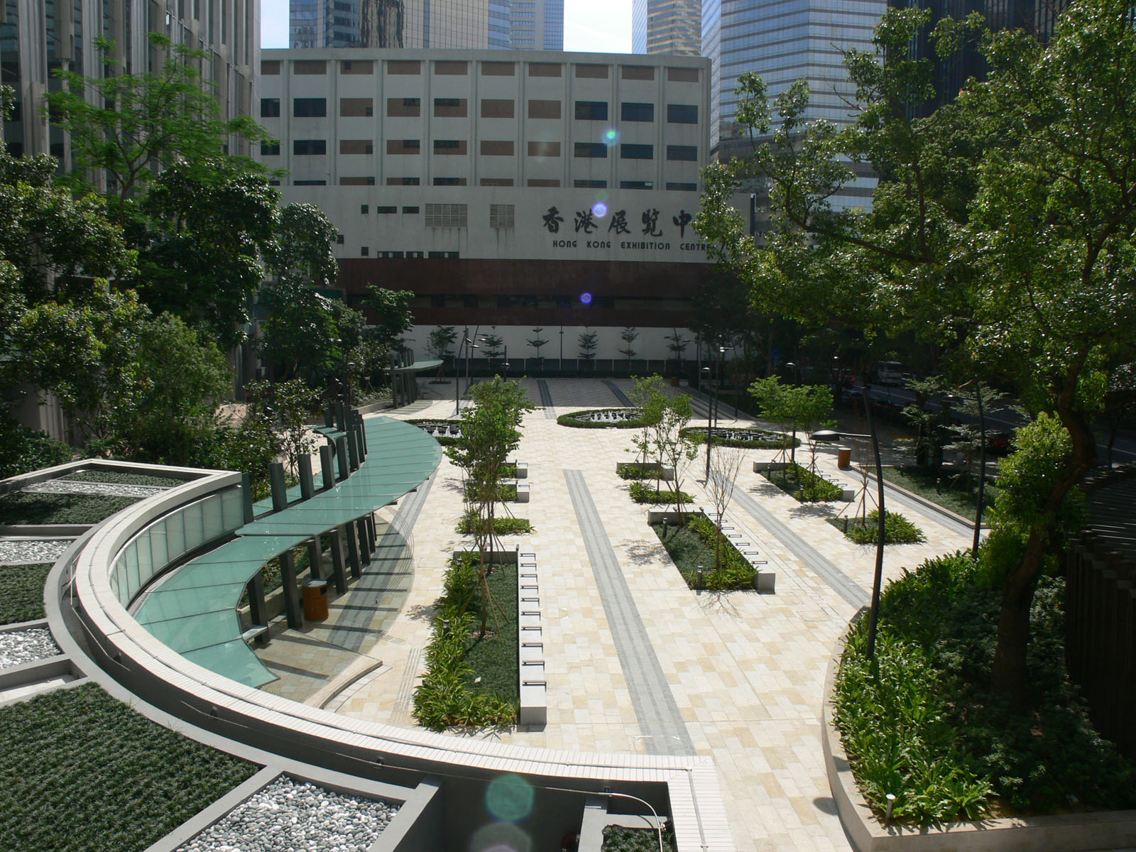 Photo 1: Harbour Road Garden