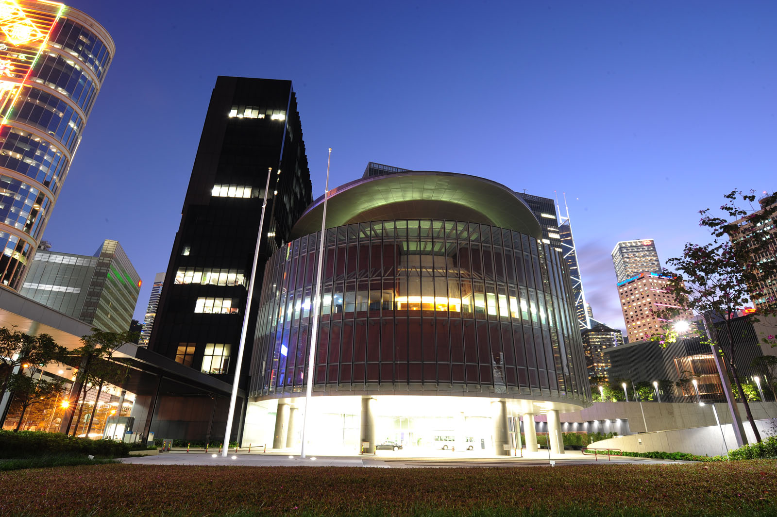 Photo 4: Legislative Council Square