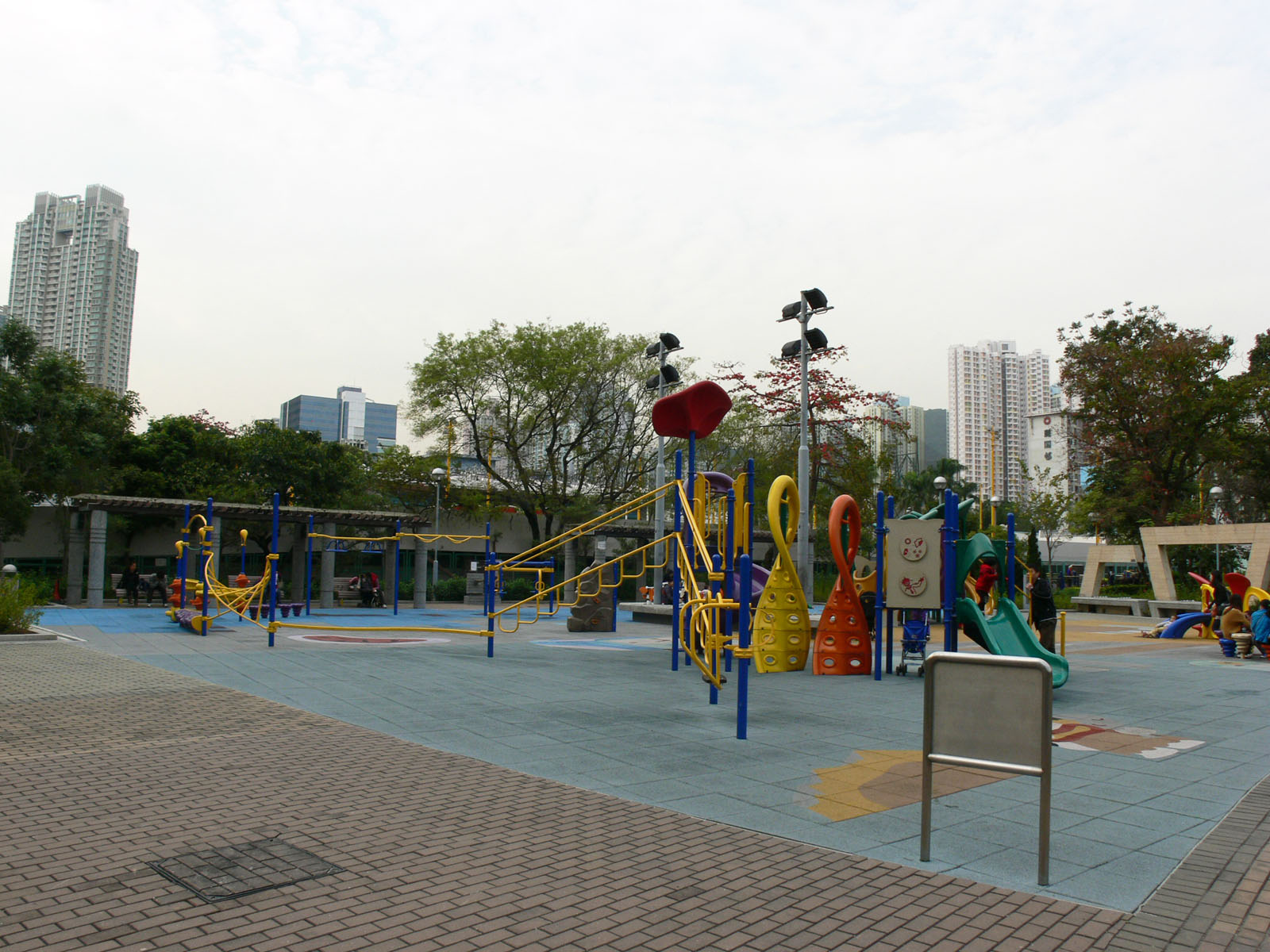 Photo 4: Sham Shui Po Park