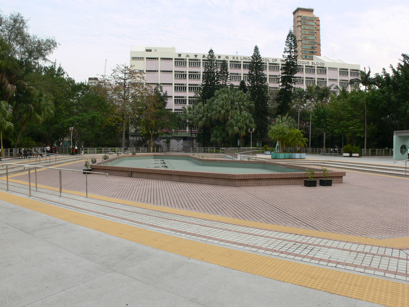 Photo 5: Sham Shui Po Park