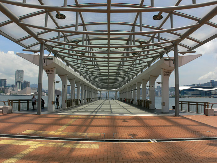 Photo 2: Central Pier 10