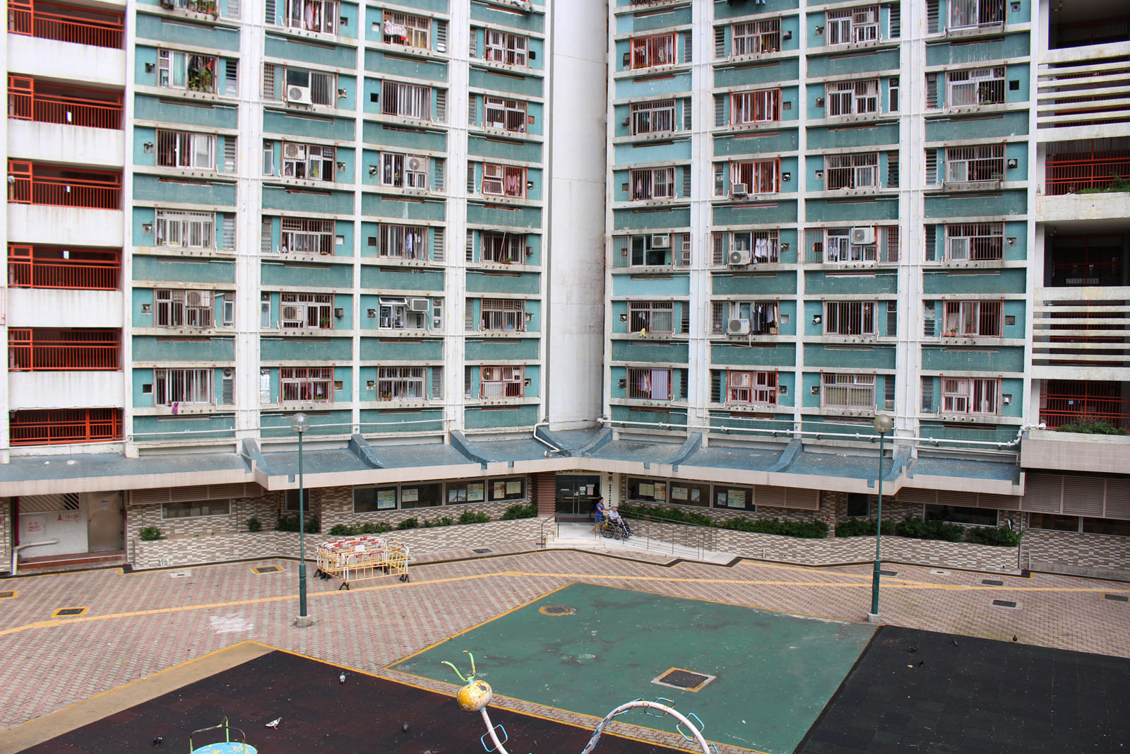 Photo 4: Fu Shin Estate