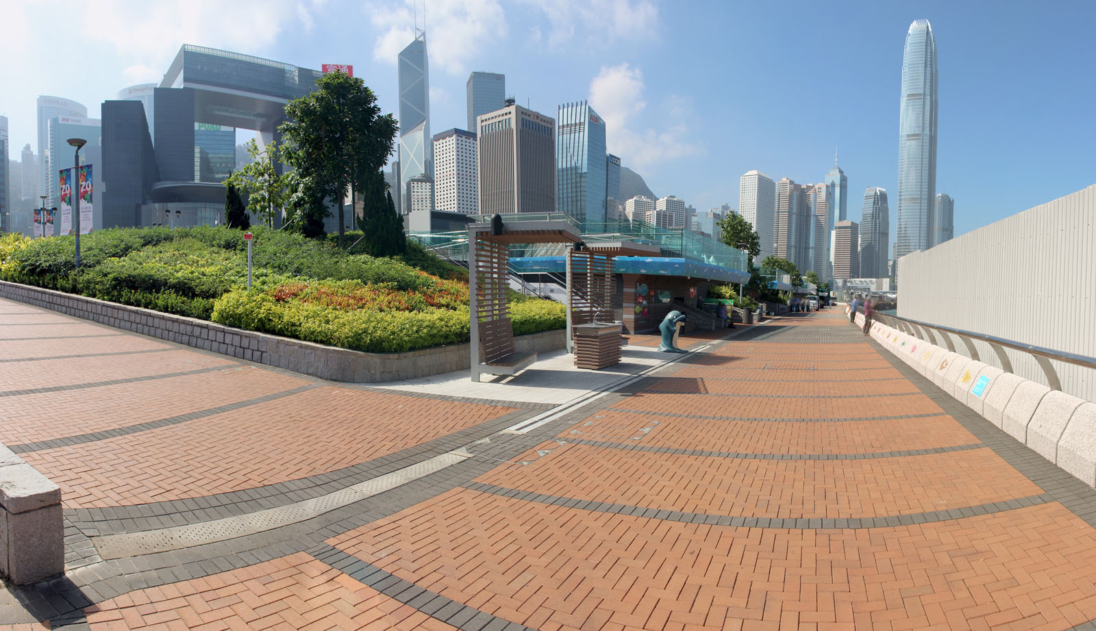 Photo 3: Central and Western District Promenade (Central Section)