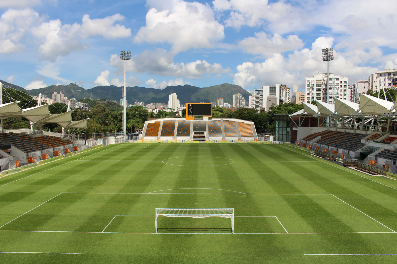 Photo 4: Mong Kok Stadium