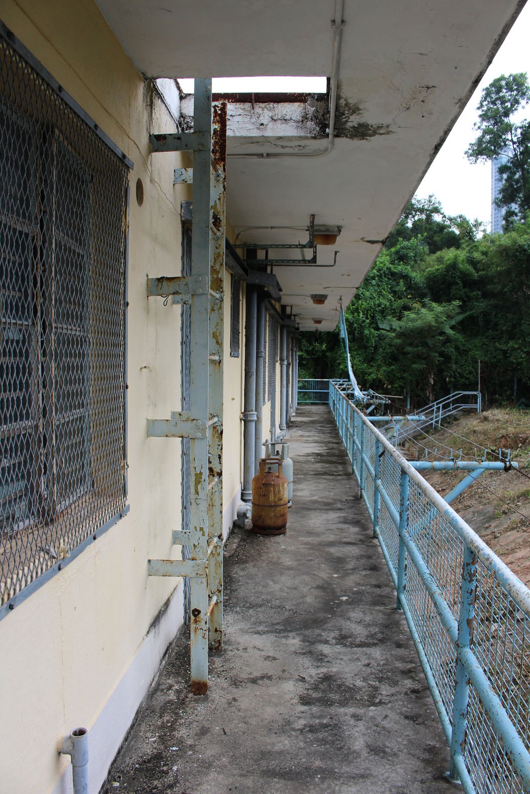 Photo 4: Former Tsuen Wan Raw Water Pumping Station Staff Quarters