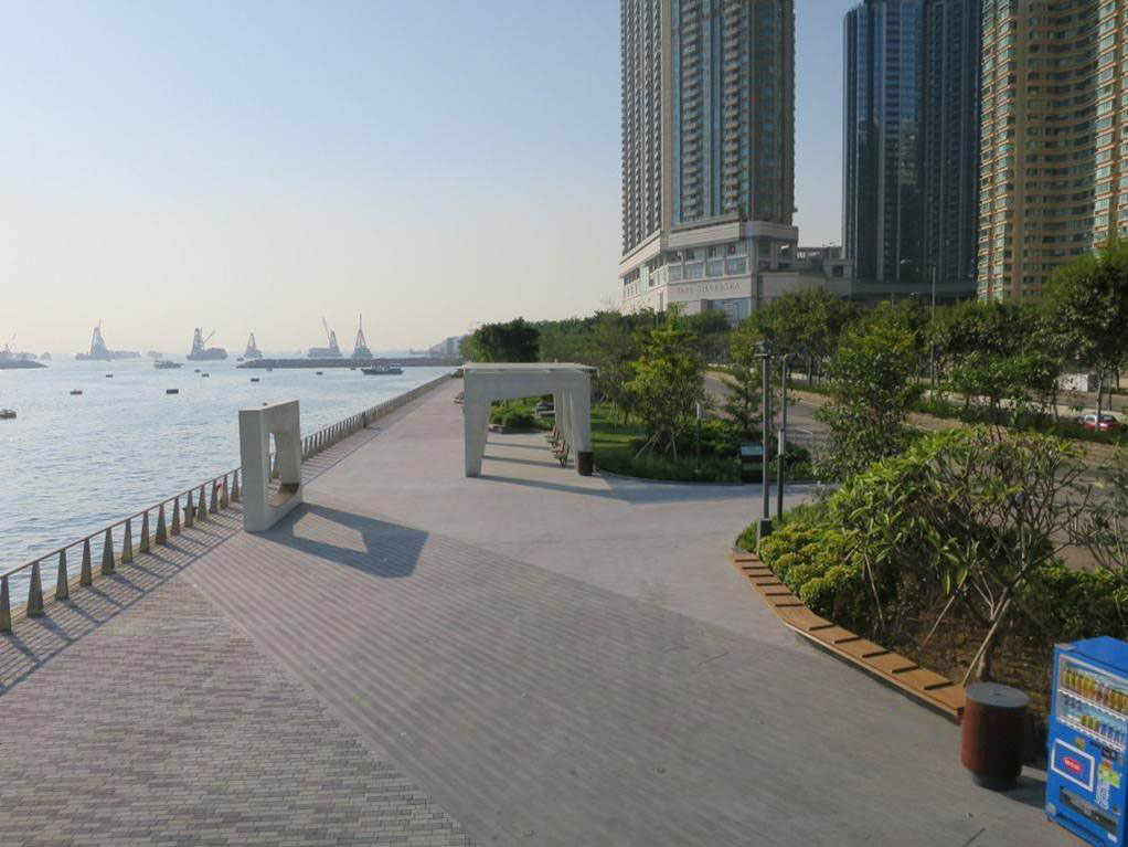 Photo 3: Hoi Fai Road Promenade