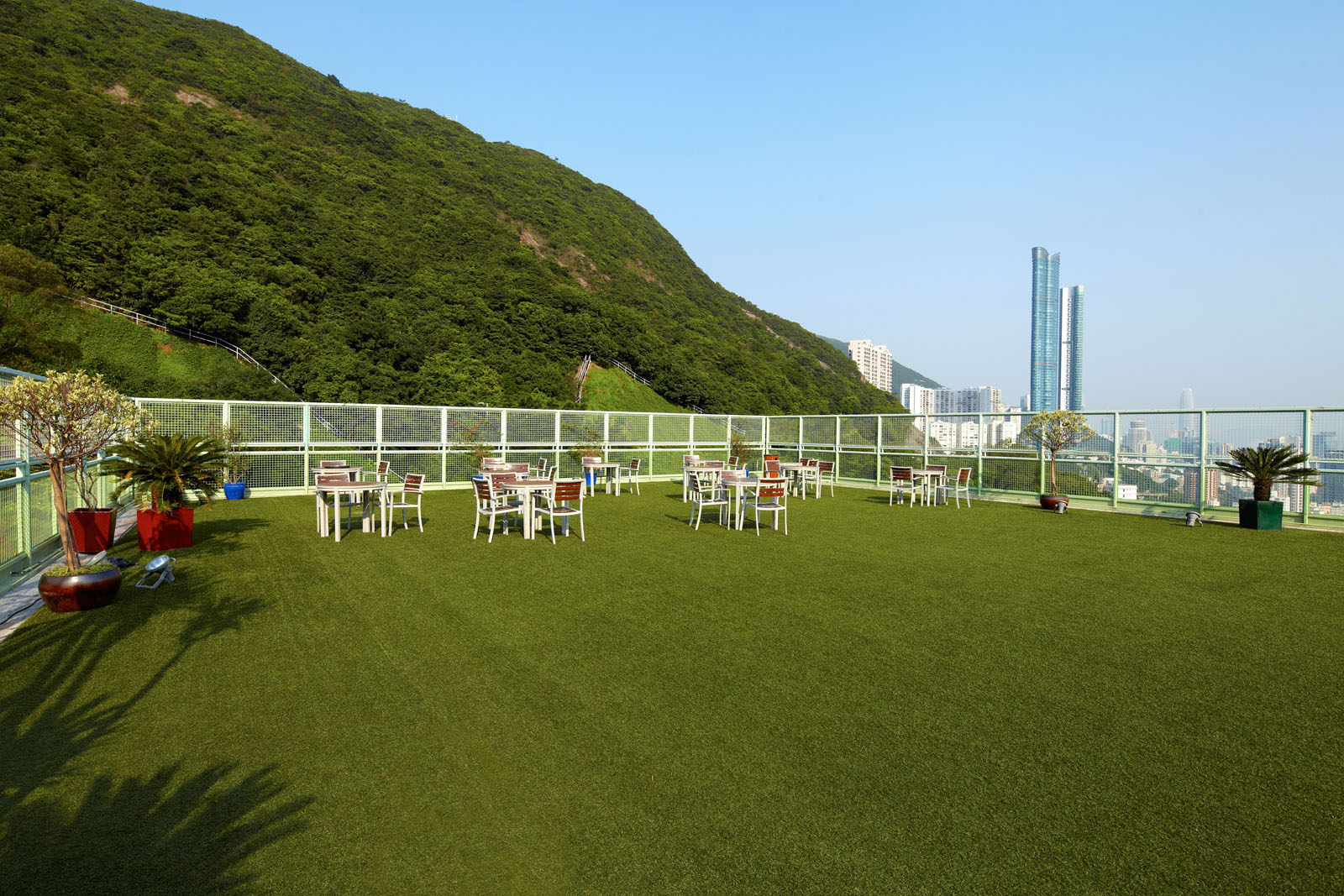 Photo 2: The French International School of Hong Kong (Blue Pool Road)