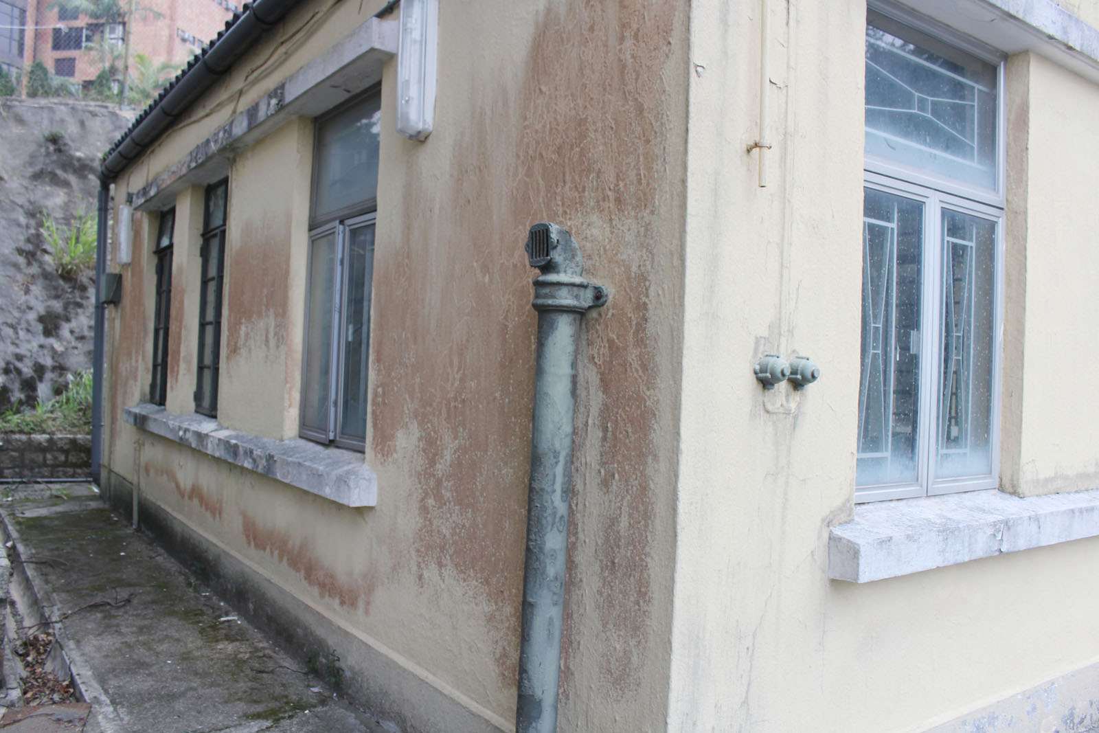 Photo 4: Former Wong Nai Chung Reservoir Workmen's Quarters