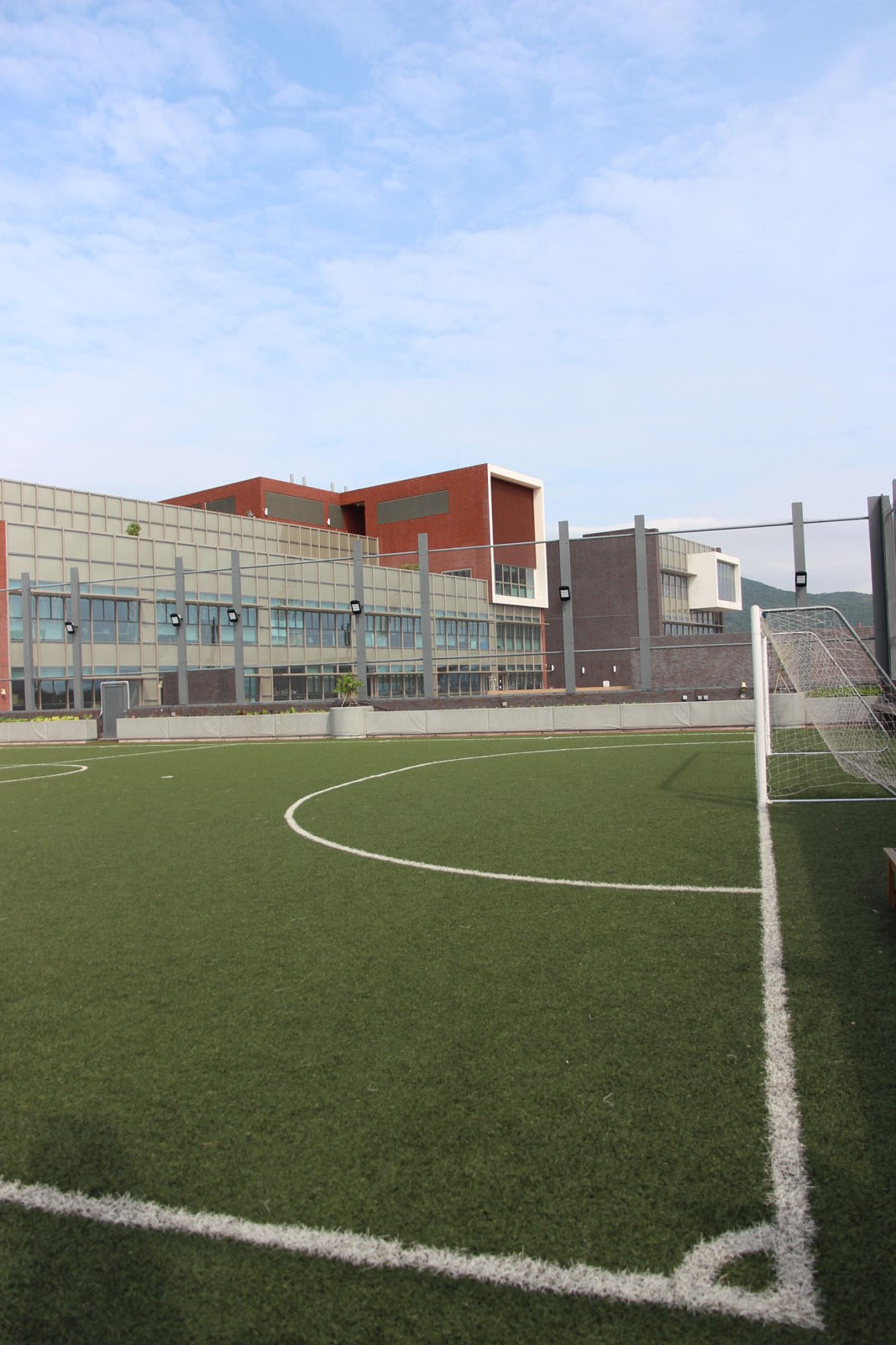 Photo 7: Hong Kong Academy