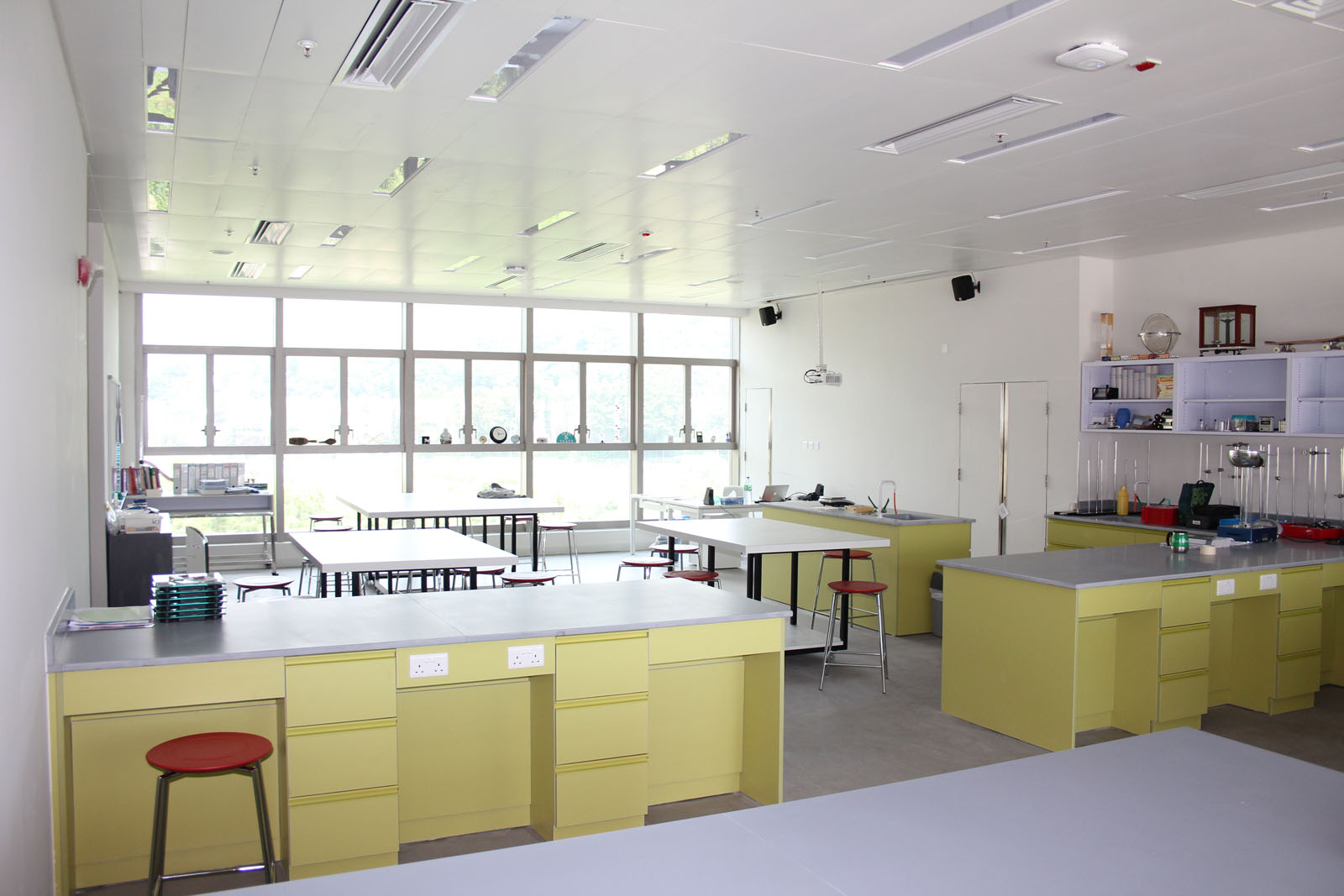 Photo 11: Hong Kong Academy