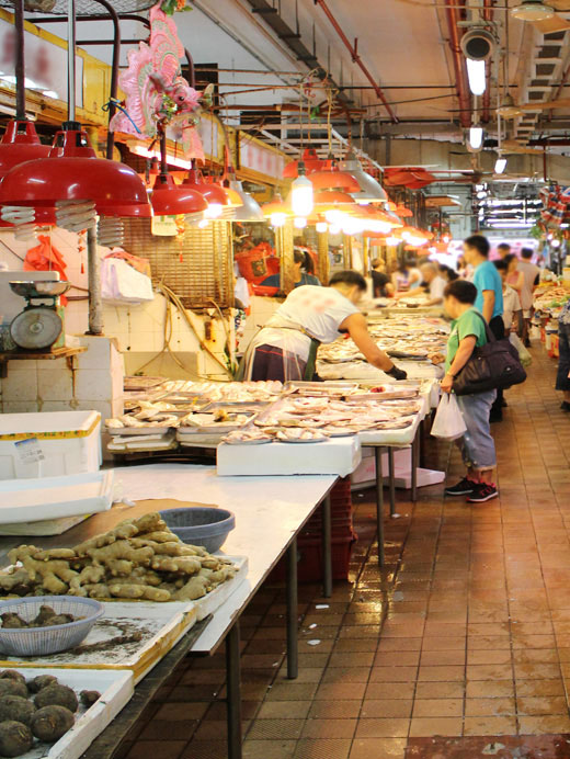 Photo 4: Yue Kwong Road Market and Cooked Food Centre