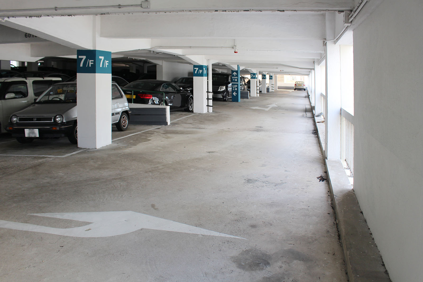 Photo 10: Tsuen Wan Car Park