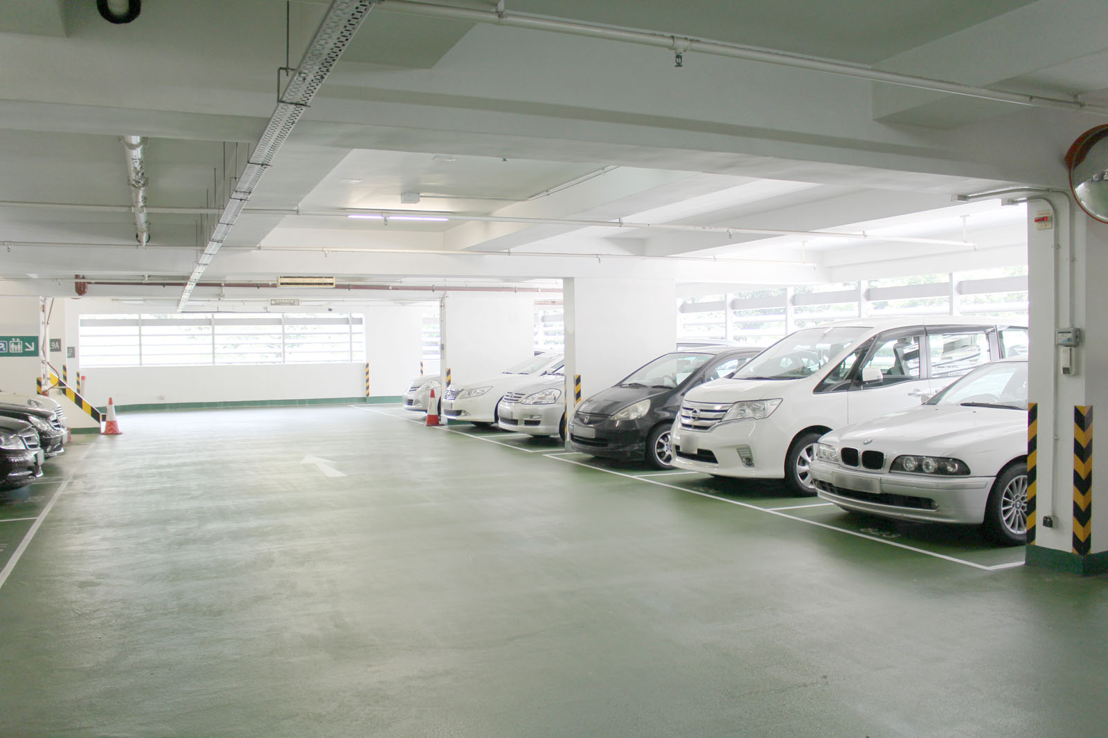 Photo 2: Kennedy Town Car Park