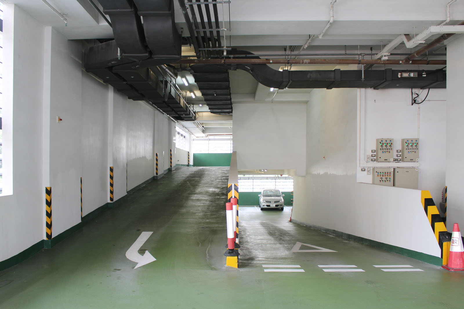 Photo 7: Kennedy Town Car Park