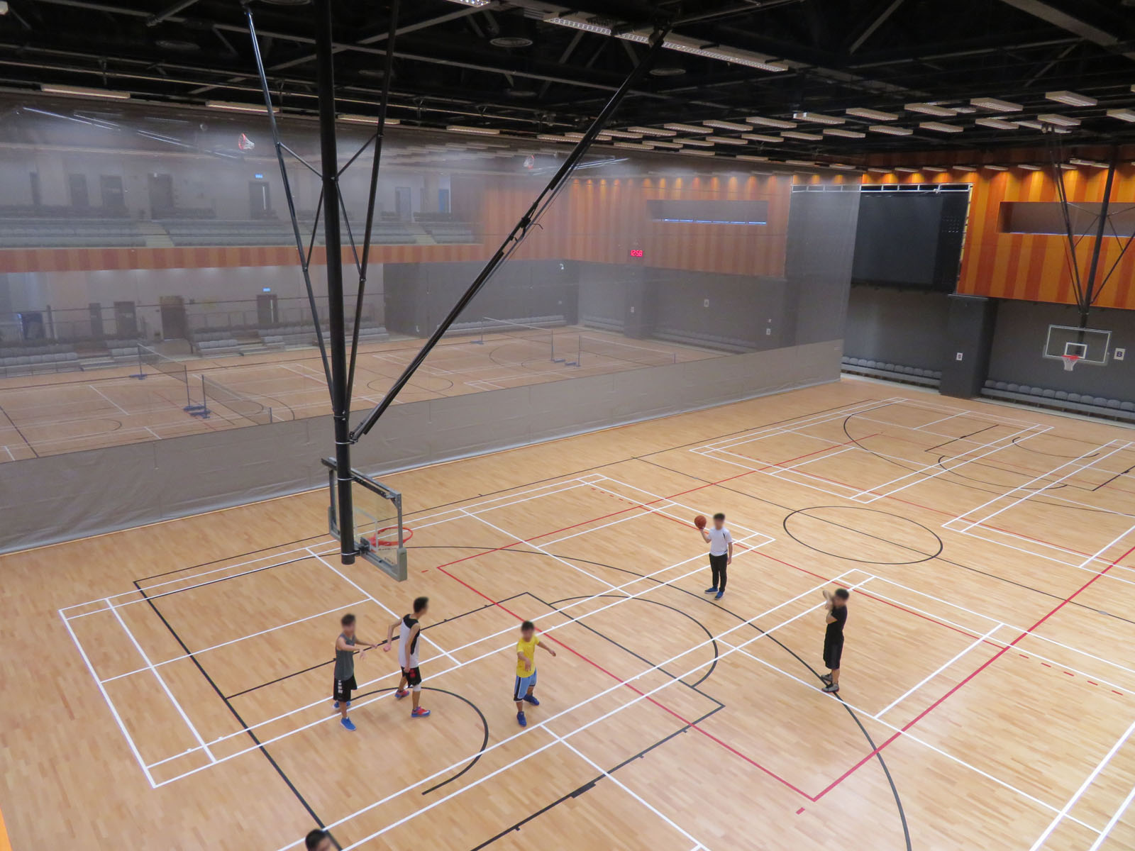 Photo 3: Yuen Chau Kok Sports Centre