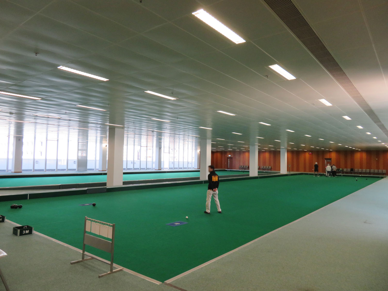 Photo 4: Yuen Chau Kok Sports Centre