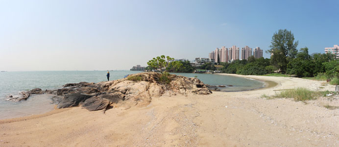 Photo 1: Beach in Yu Chui Street