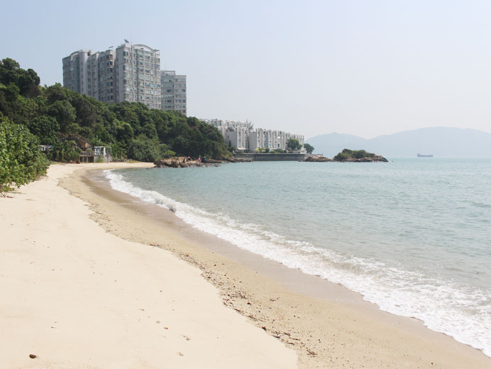 Photo 4: Beach in Yu Chui Street