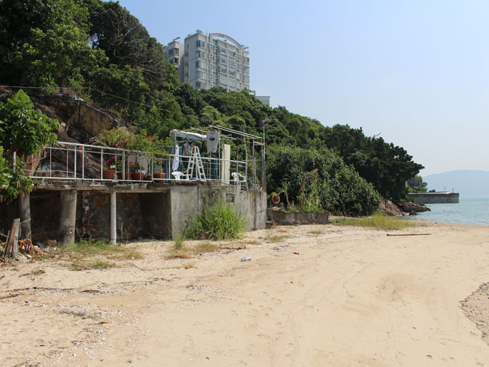 Photo 8: Beach in Yu Chui Street