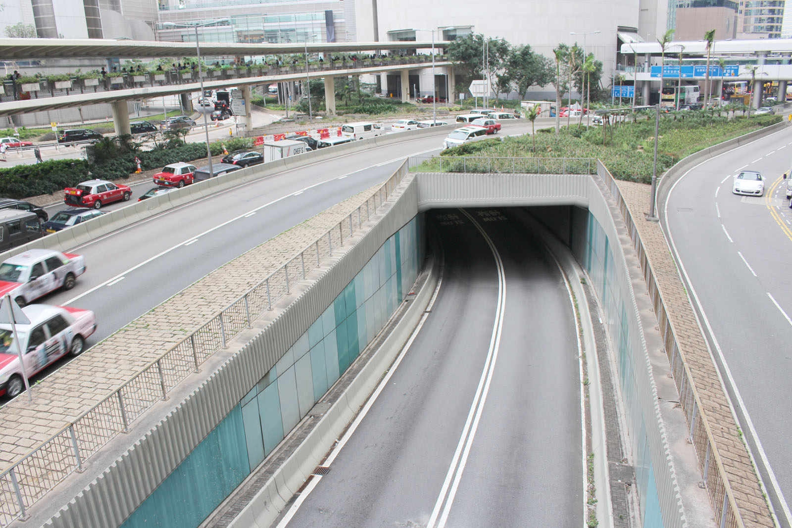 Man Cheung Street Underpass