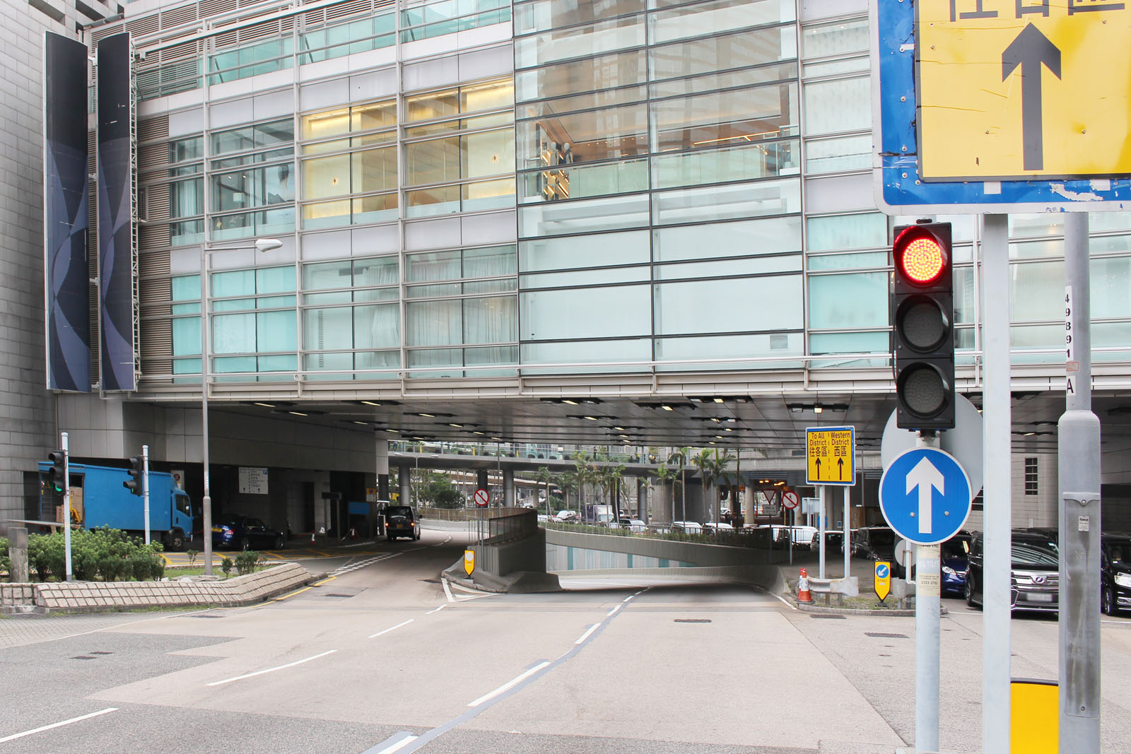 Photo 2: Man Cheung Street Underpass