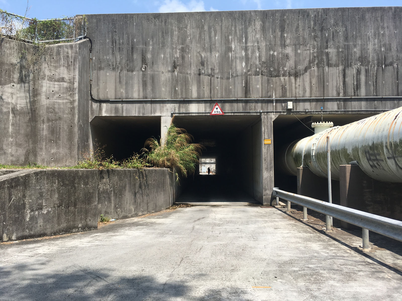 Photo 3: Ta Pang Po Underpass