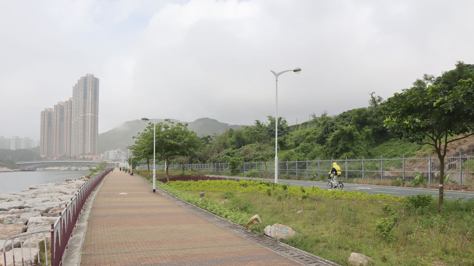 Photo 6: Tseung Kwan O South Waterfront Promenade