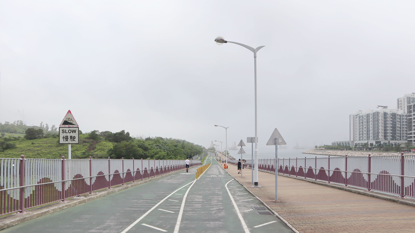 Photo 11: Tseung Kwan O South Waterfront Promenade