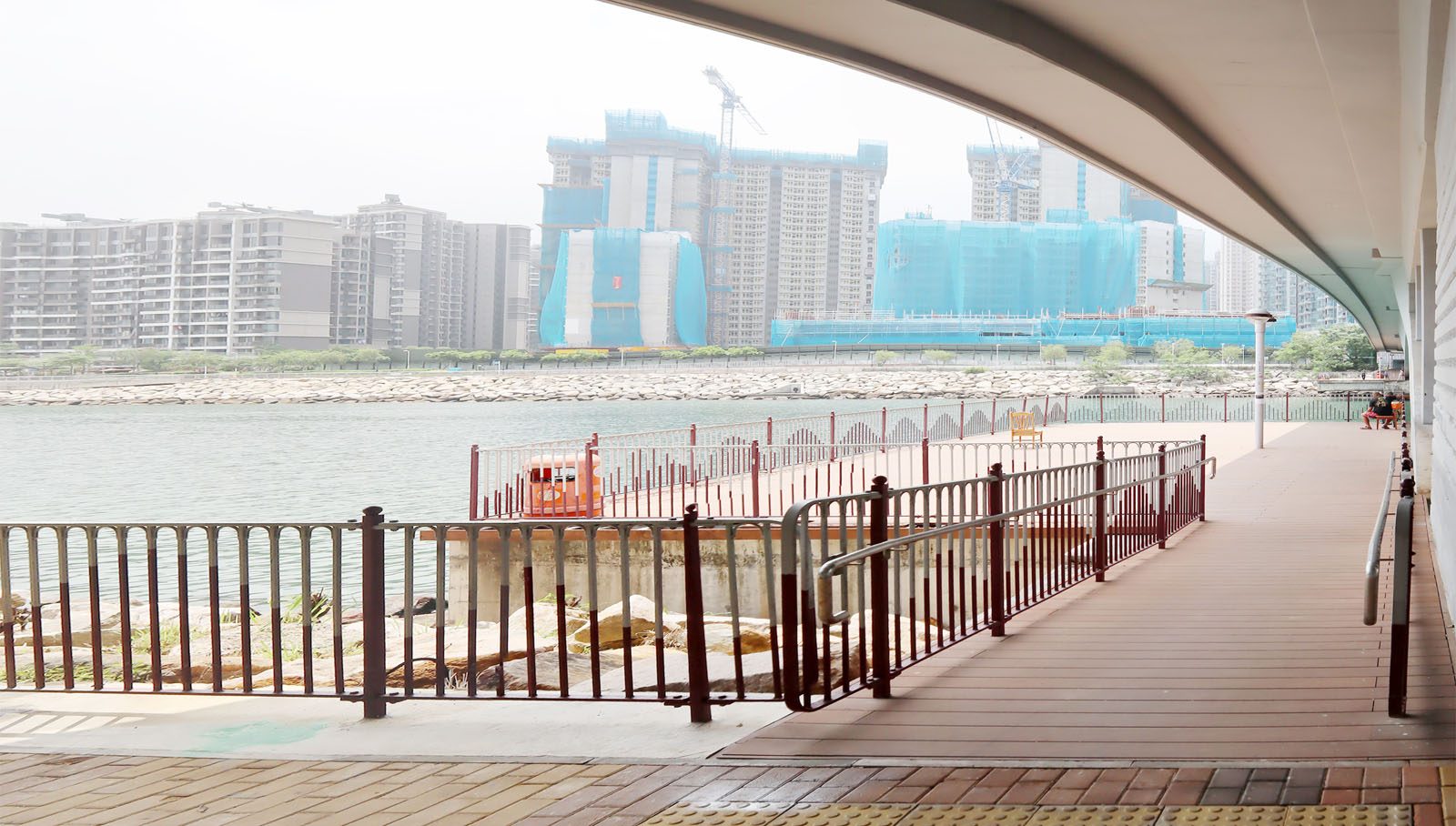 Photo 13: Tseung Kwan O South Waterfront Promenade