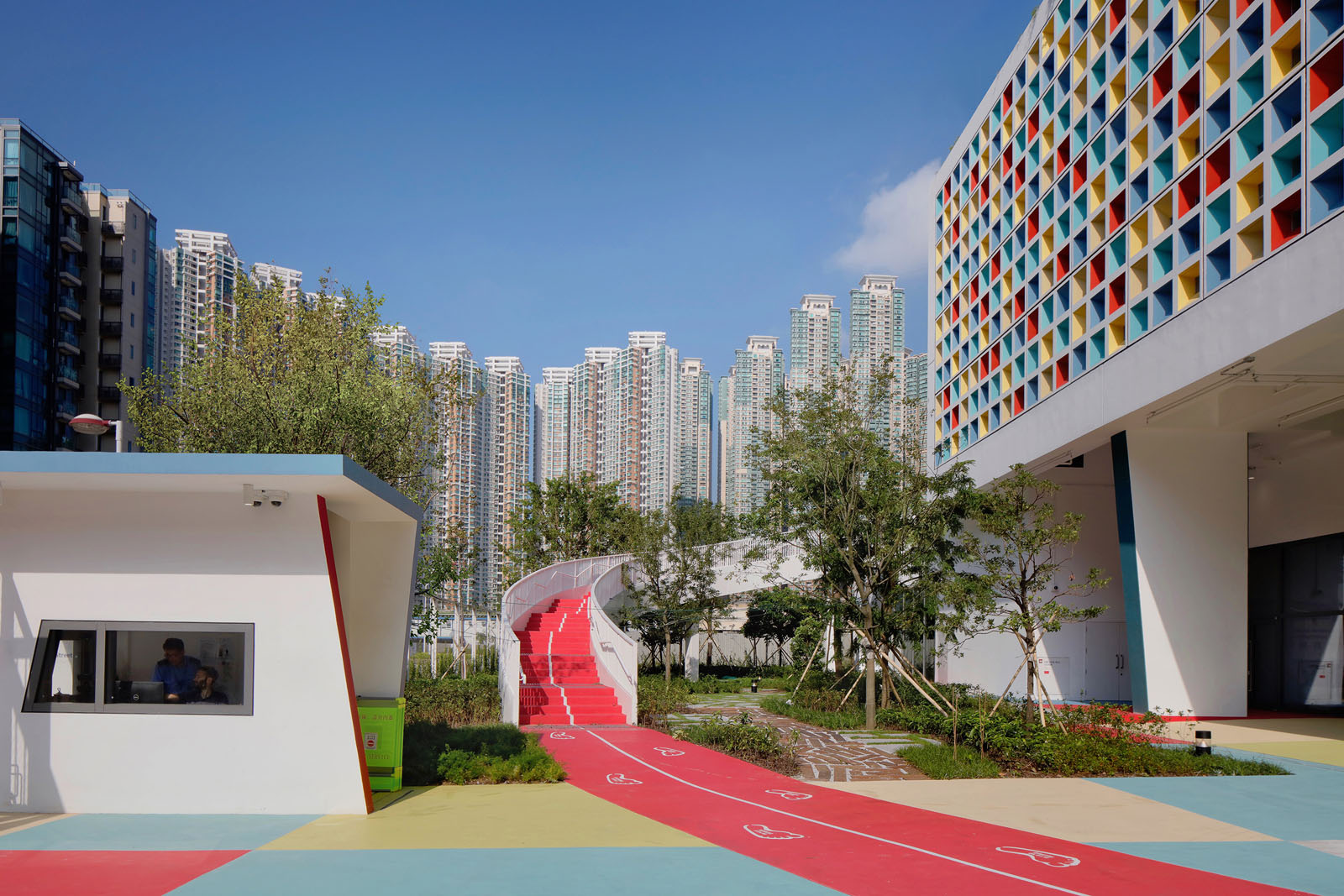 Photo 1: The French International School of Hong Kong (Tseung Kwan O)