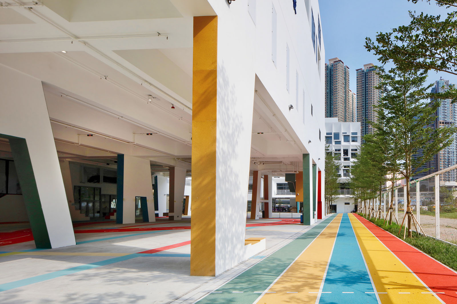 Photo 3: The French International School of Hong Kong (Tseung Kwan O)