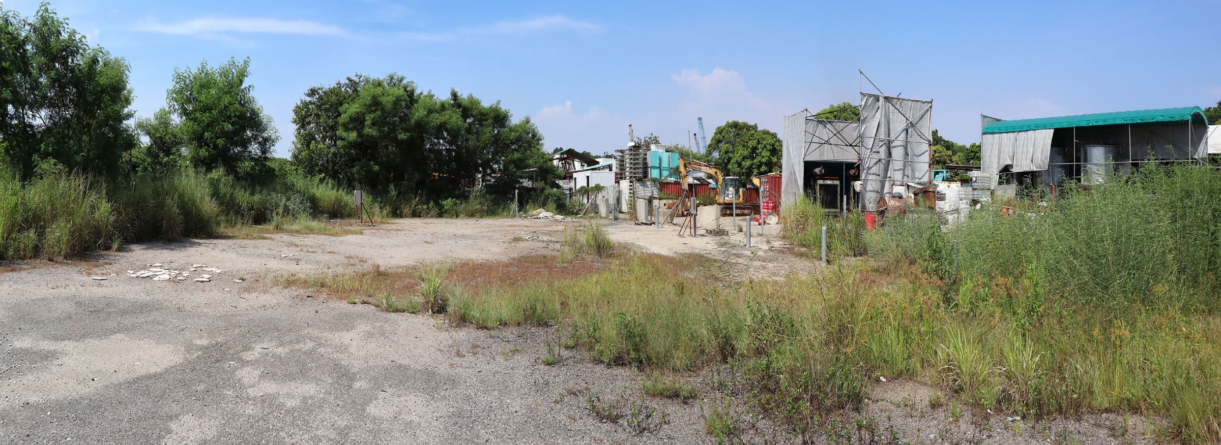 Photo 4: Government Land at Deep Bay Road (HT75)