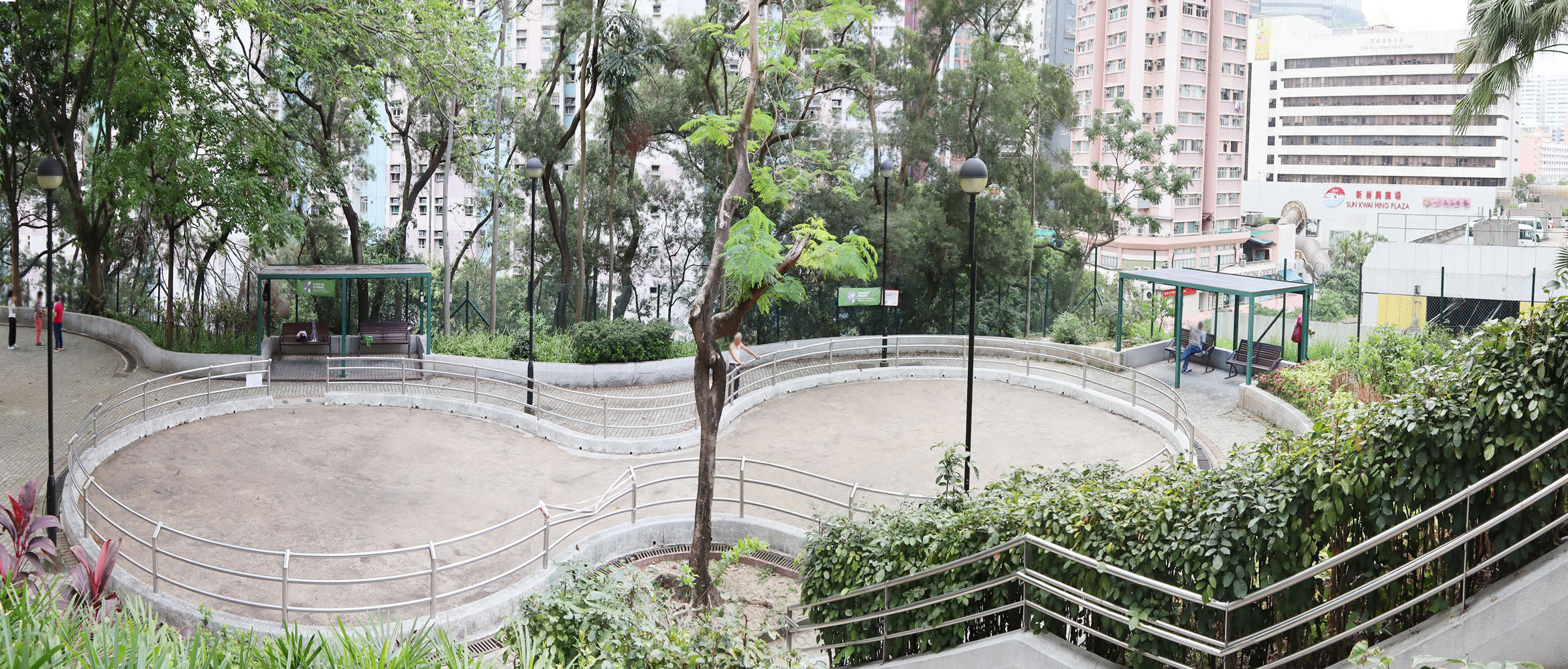 Photo 4: Tai Wo Hau Road Playground