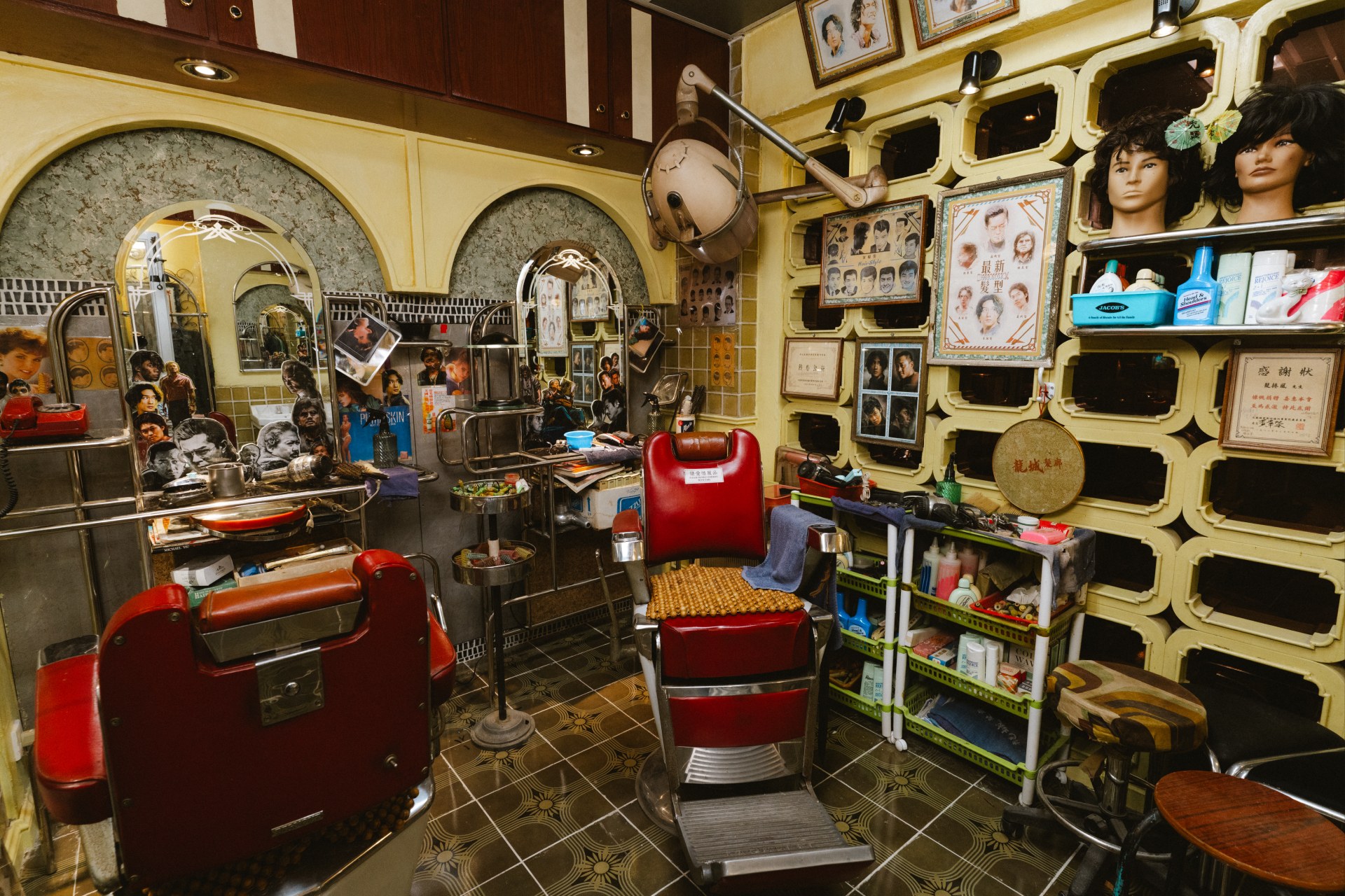 七号展览馆 - 龙城发廊